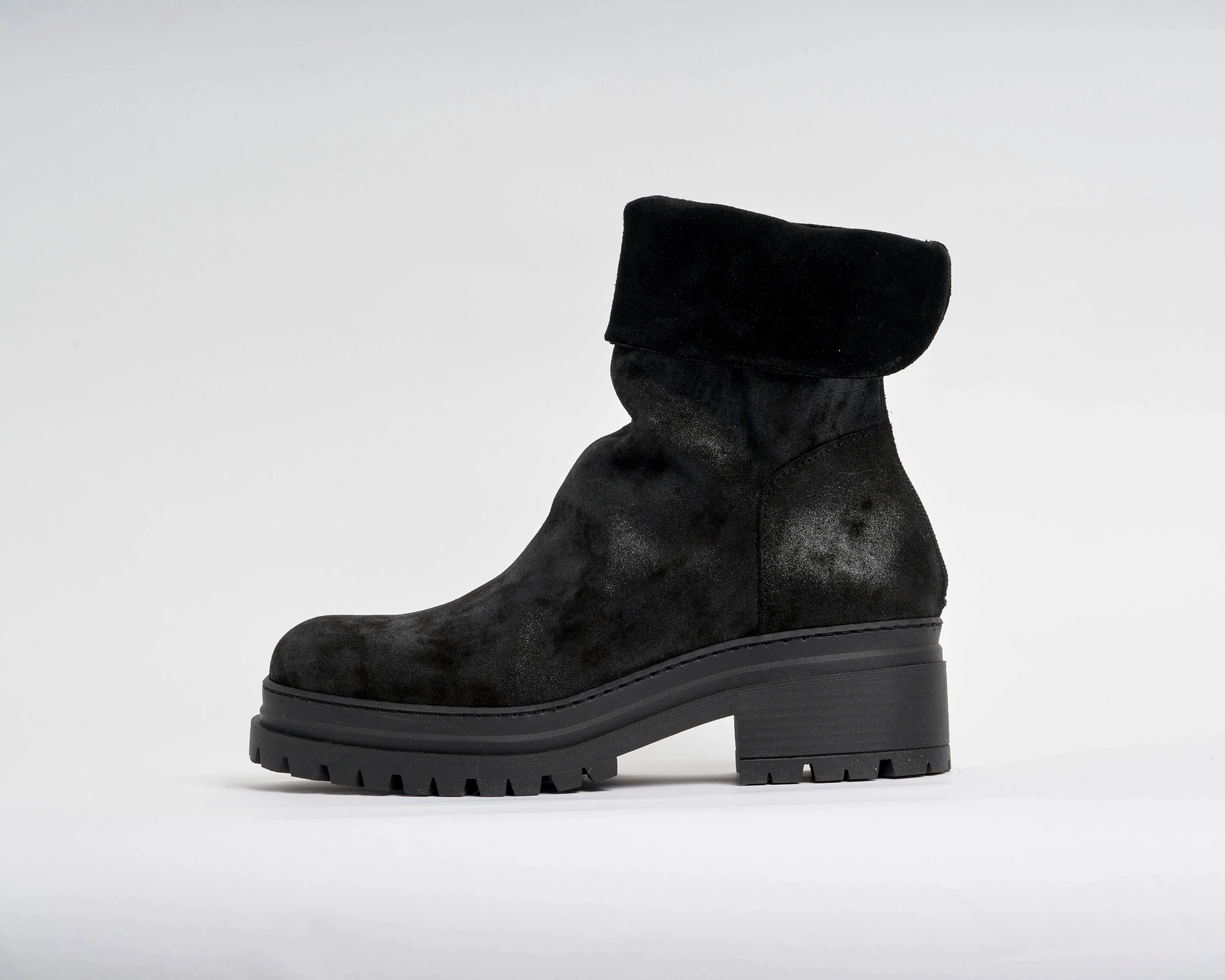 CT10739-FW24
