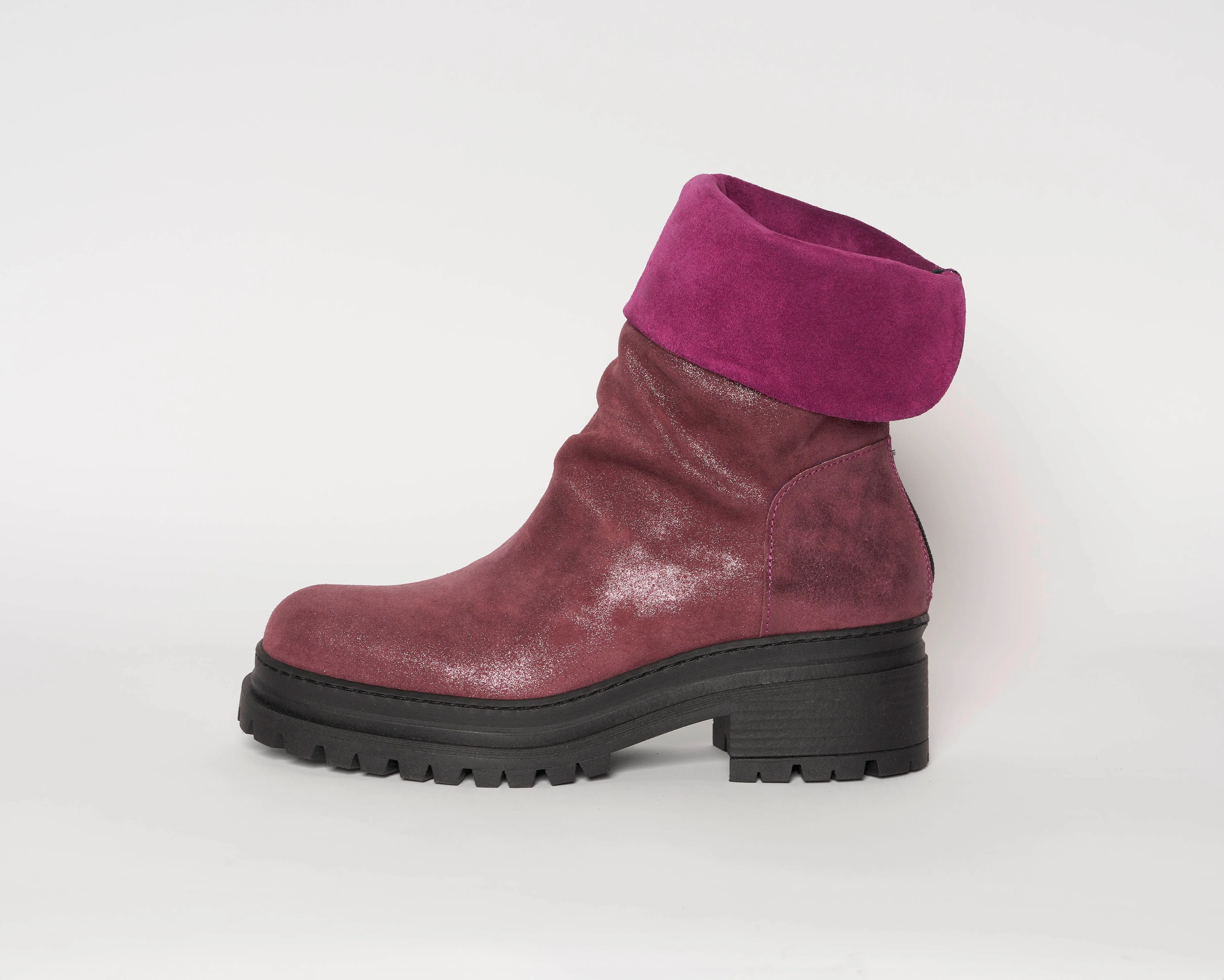CT10739-FW24