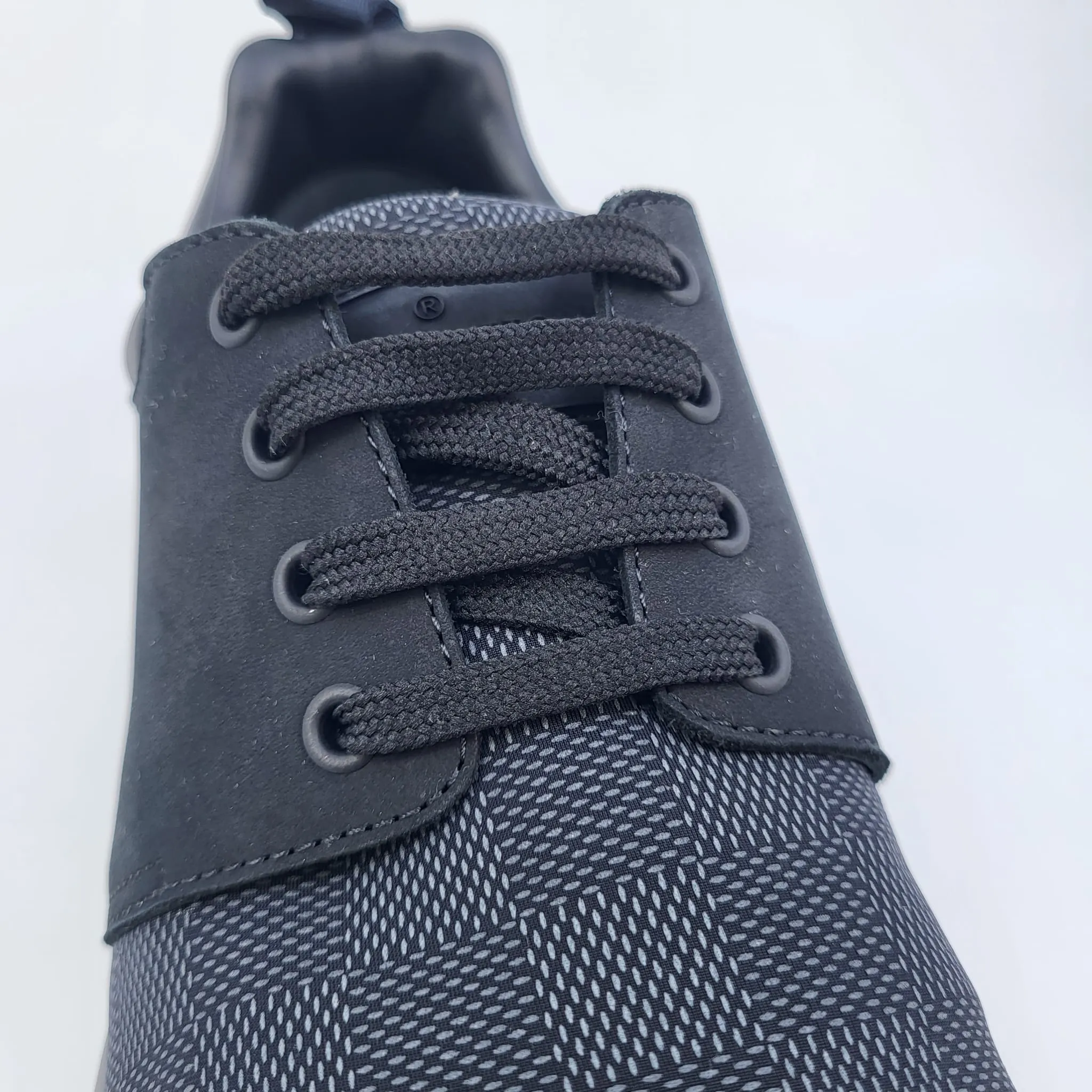 Fastlane Sneaker
