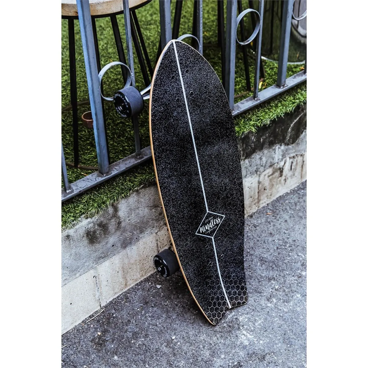 Mindless Surf Skate Fish Tail Black Surfskate Skateboard 29.5" x 9.75"