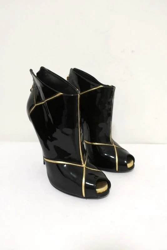 Roger Vivier Ankle Boots Gold-Trim Black Patent Size 38.5 Peep Toe Booties